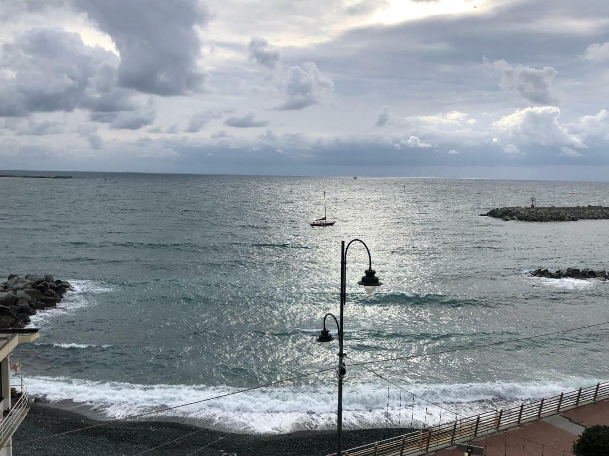 La Casa Di Dory Lejlighed Genova Eksteriør billede